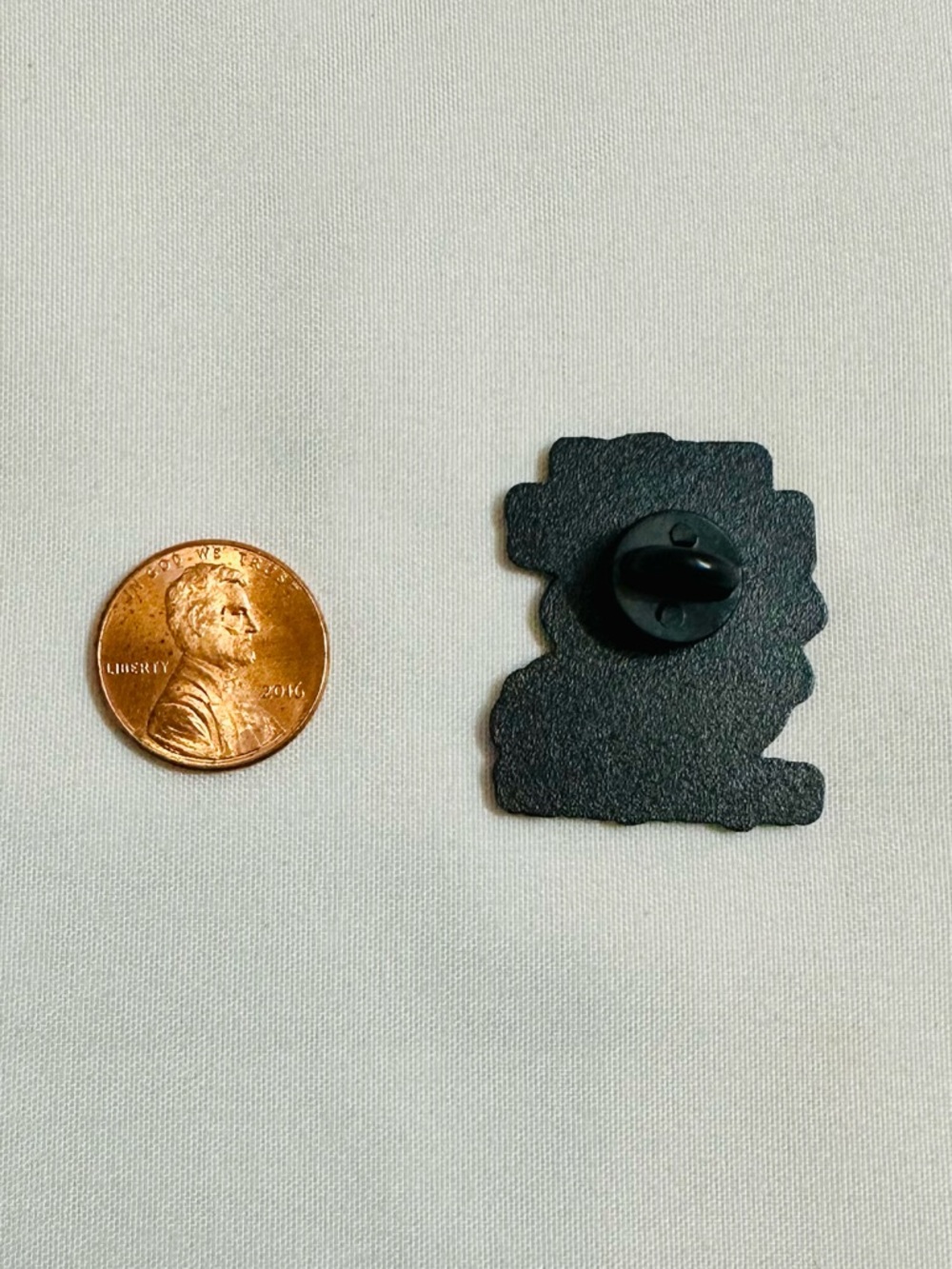 Funny Turtle Pin - Picture 3 of 3